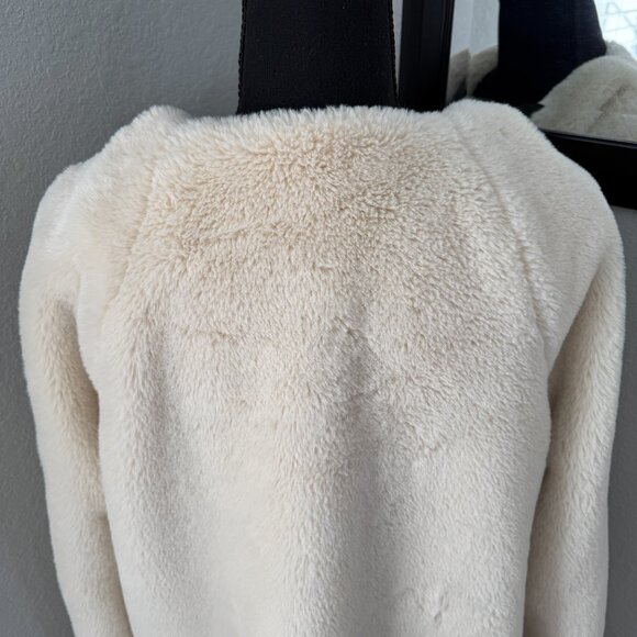 POPSUGAR Ivory Cream Plush Faux Fur Oversized Coat XS - Picture 12 of 16